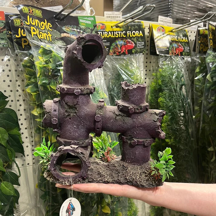 AquaSpectra Sunken Pipework & Plants ornament